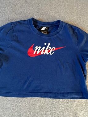 Nike Womens Cropped Blue Logo Tee with Red Swooshing Size L